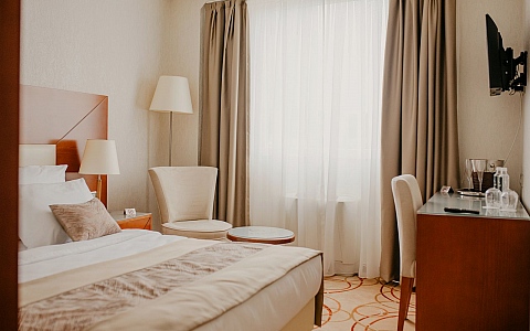 Grand Hotel Tuzla - Tuzla - Rooms-Suites