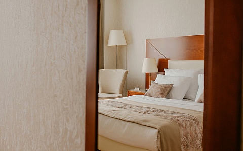 Grand Hotel Tuzla - Tuzla - Rooms-Suites