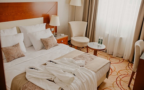 Grand Hotel Tuzla - Tuzla - Rooms-Suites