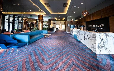 Courtyard by Marriott Sarajevo - Sarajevo - Lobby-Reception