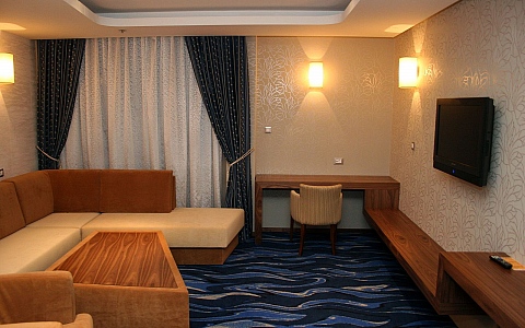 Hotel Dubrovnik Zenica - Zenica - Rooms-Suites