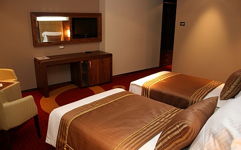 Hotel Dubrovnik Zenica - Zenica - Rooms-Suites