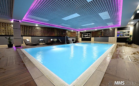 Hotel Holiday - Sarajevo - Pool