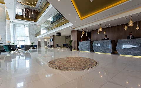 Swissotel Sarajevo  - Sarajevo - Lobby-Reception