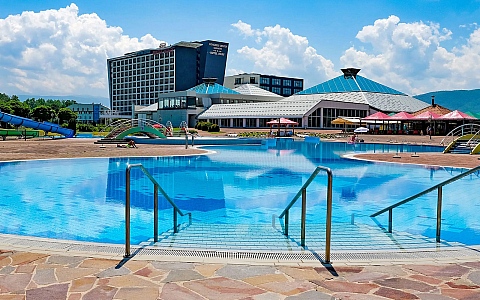 Hotel Hills Thermal & Spa Resort Sarajevo - Sarajevo - Pool